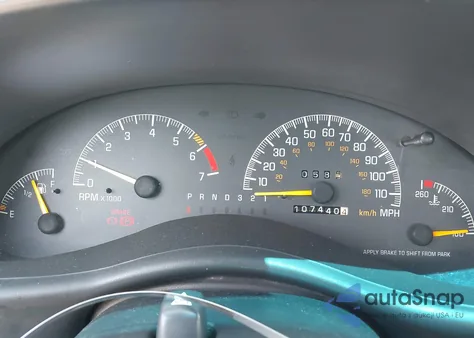 2001 Pontiac Grand Prix Se from USA, damaged, VIN 1G2WK52J91F145029